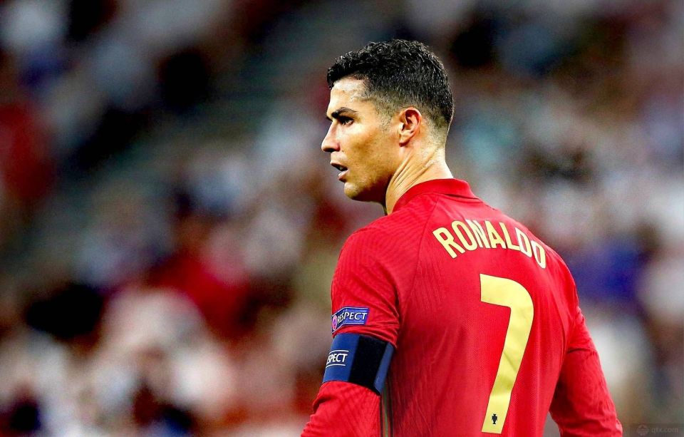 台上持续发 台上持续发