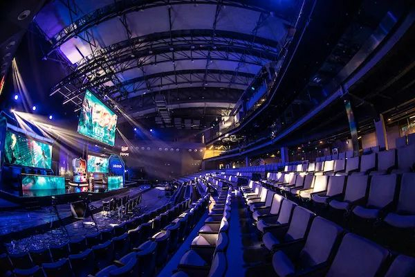 健的打法 健的打法