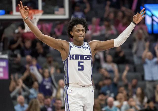 他在篮板球 他在篮板球